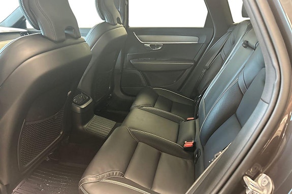 Volvo V90 16 of 27