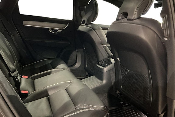 Volvo V90 10 of 30