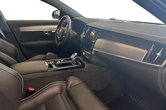 Volvo V90 11 of 27