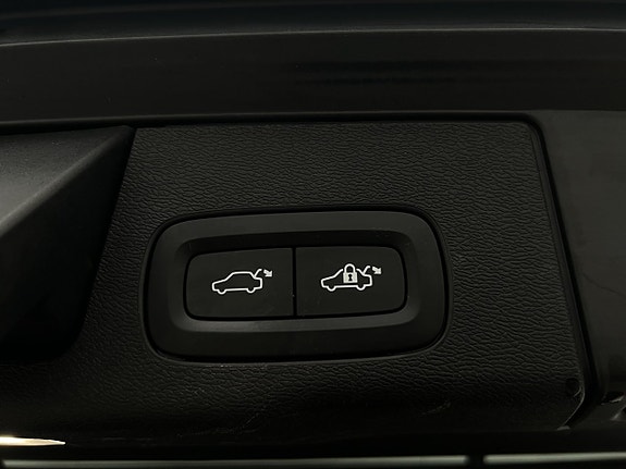 Volvo XC60 19 of 30