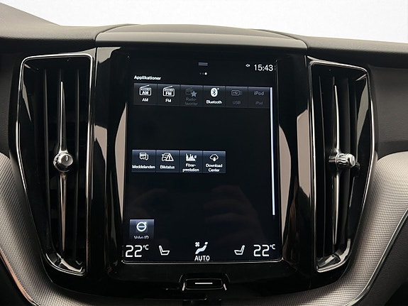 Volvo XC60 25 of 30