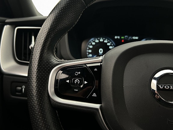 Volvo XC60 22 of 30