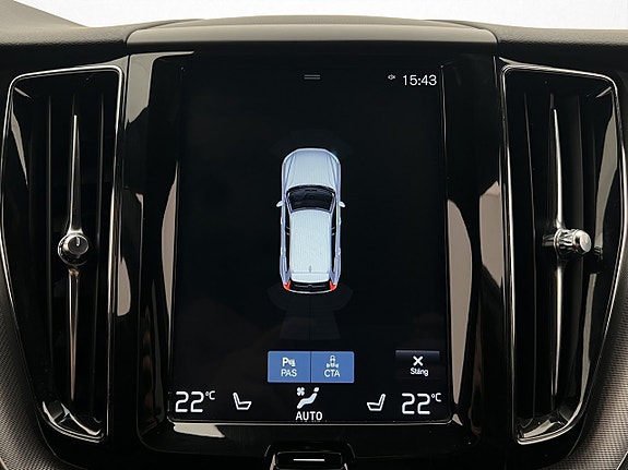 Volvo XC60 30 of 30
