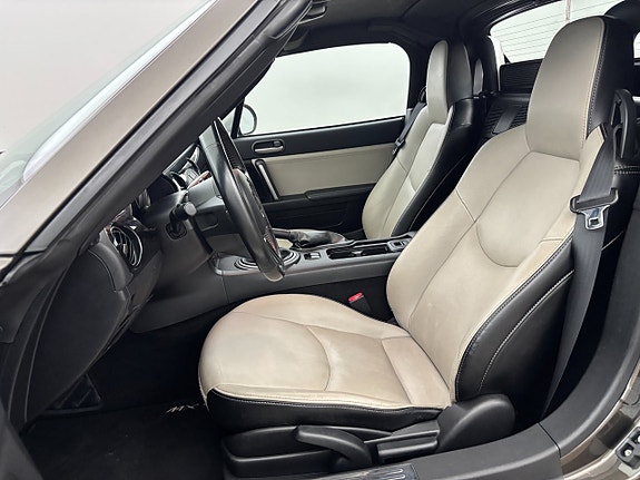 Mazda MX-5 13 of 21