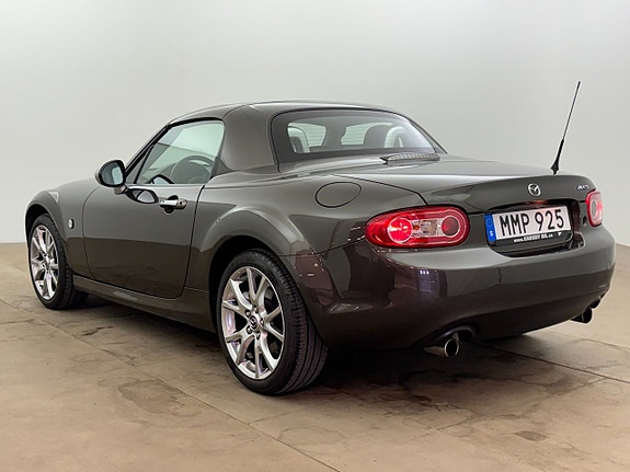 Mazda MX-5 4 of 21