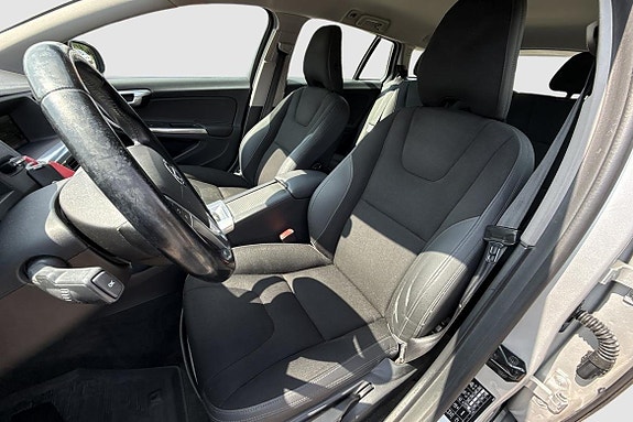 Volvo V60 15 of 20