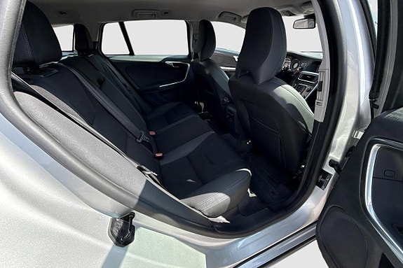 Volvo V60 12 of 20