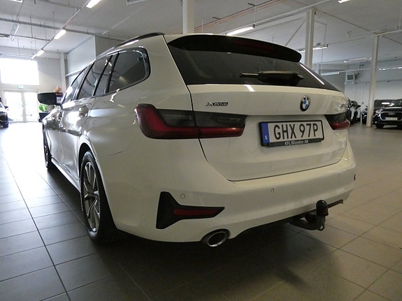 BMW 320d 8 of 27