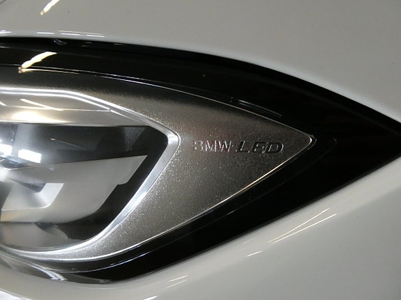 BMW 320d 12 of 27