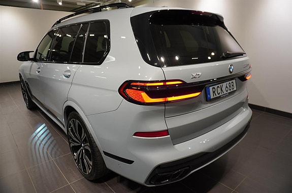 BMW X7 24 of 26