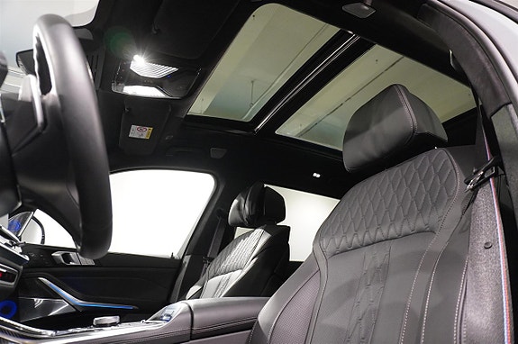 BMW X7 17 of 26