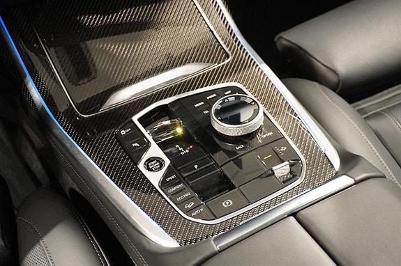 BMW X7 16 of 26