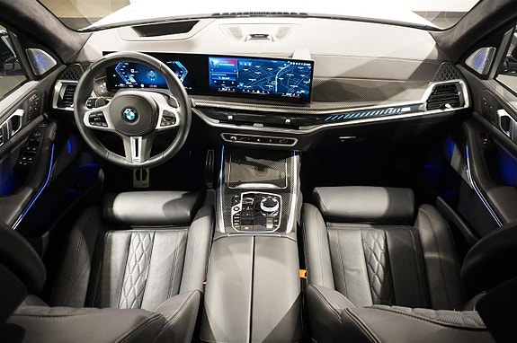 BMW X7 12 of 26