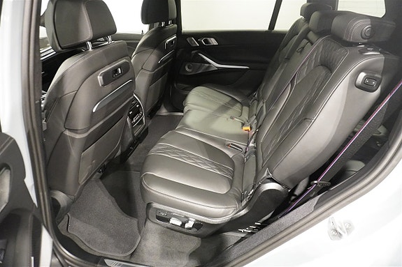 BMW X7 5 of 23