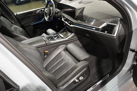 BMW X7 11 of 26