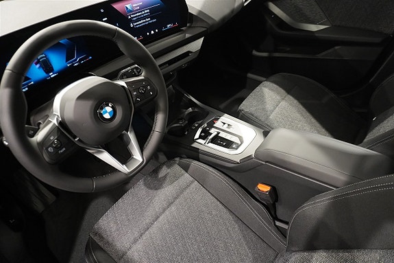 BMW 120 2 of 16
