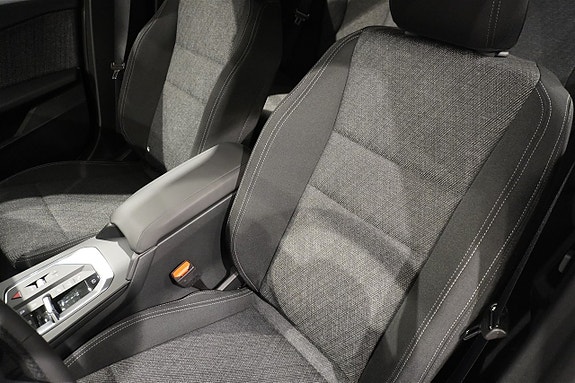 BMW 120 5 of 16