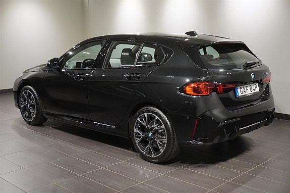 BMW 120 3 of 15