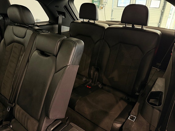 Audi Q7 16 of 27