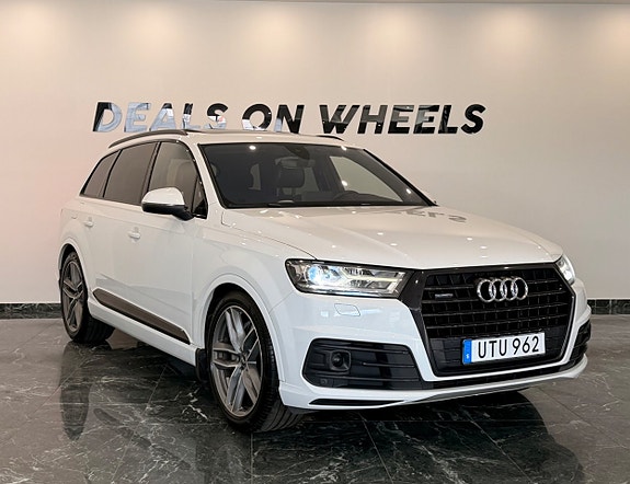 Audi Q7 3 of 27