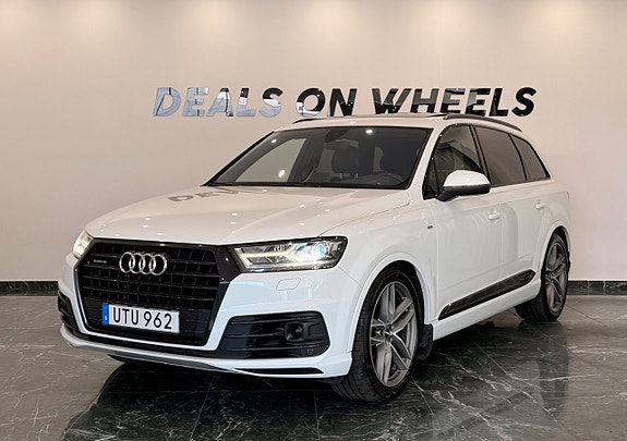 Audi Q7 4 of 27