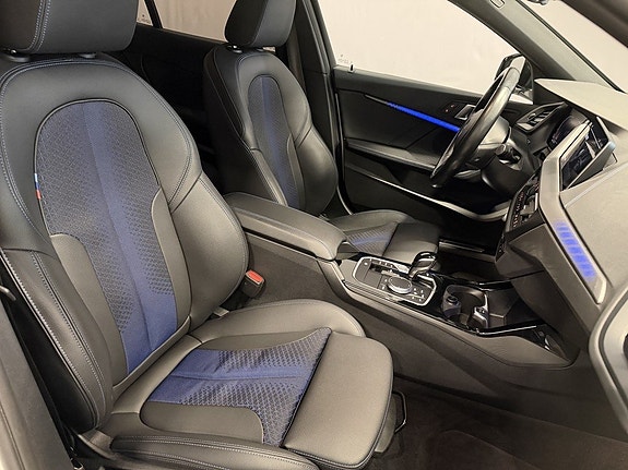 BMW 118i 15 of 25