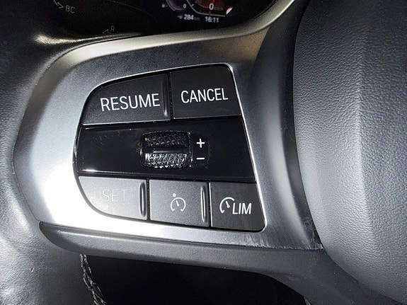 BMW 118i 21 of 25