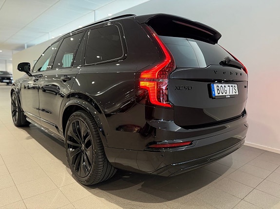 Volvo XC90 6 of 25