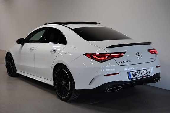 Mercedes-Benz CLA220 6 of 27