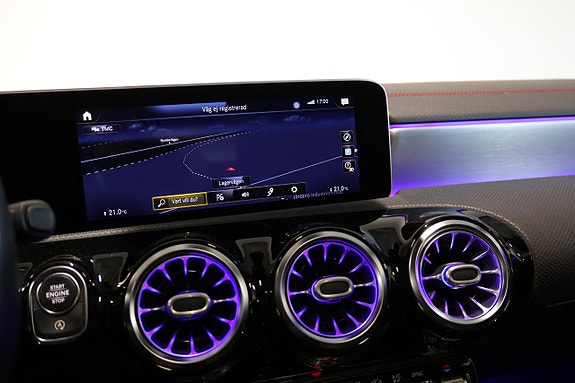 Mercedes-Benz CLA220 23 of 27