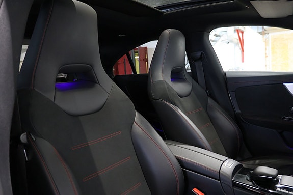 Mercedes-Benz CLA220 13 of 27