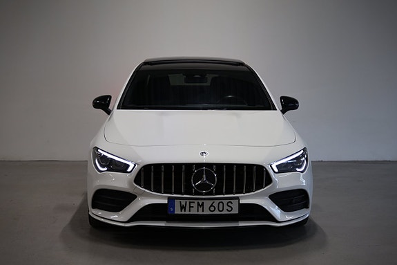 Mercedes-Benz CLA220 3 of 27