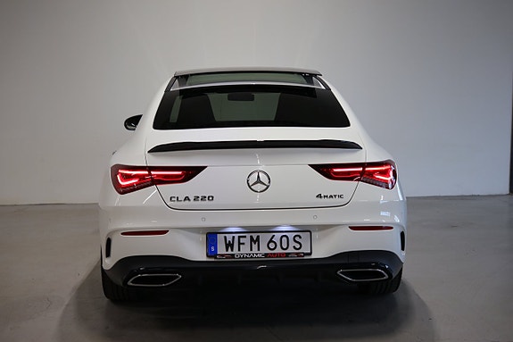 Mercedes-Benz CLA220 8 of 27