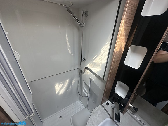 Knaus TOURER VAN 500 MQ * Solcell * Litium * Markis 19 of 21