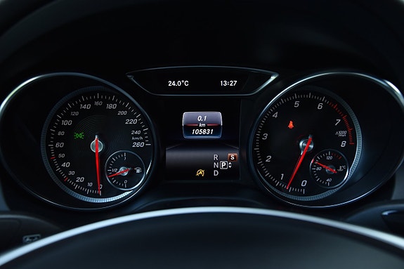 Mercedes-Benz CLA200 23 of 25