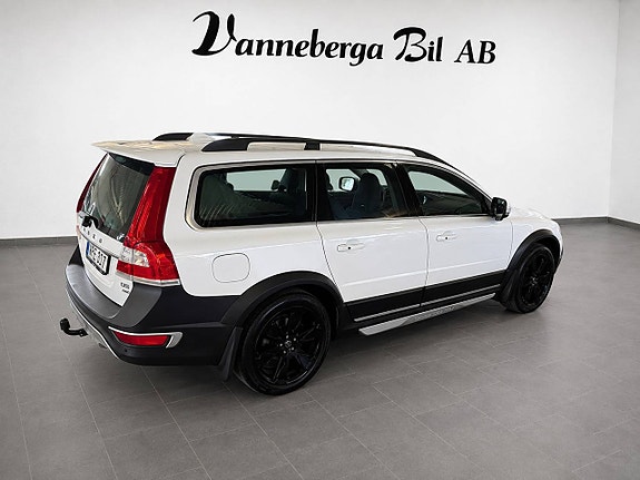 Volvo XC70 6 of 13