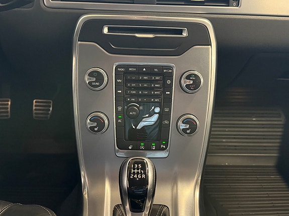 Volvo V70 17 of 21