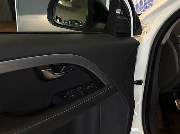 Volvo V70 16 of 21