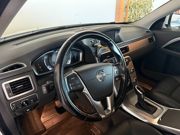 Volvo V70 16 of 20