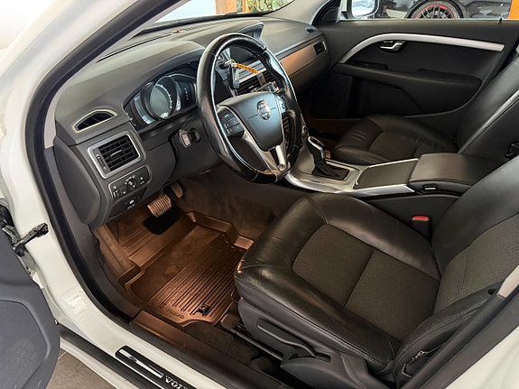 Volvo V70 15 of 20