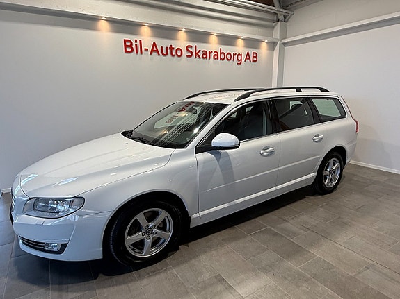 Volvo V70 4 of 22