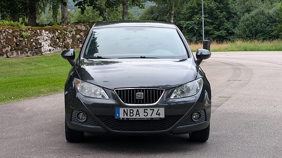 Seat Ibiza 2 of 9