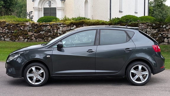 Seat Ibiza 4 of 9