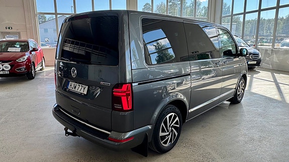 Volkswagen Multivan 2 of 14