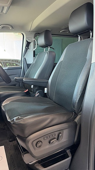 Volkswagen Multivan 8 of 14