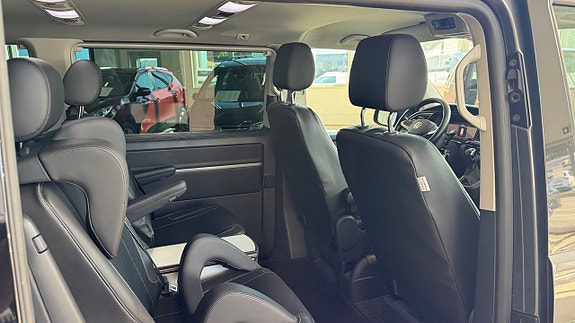Volkswagen Multivan 14 of 14