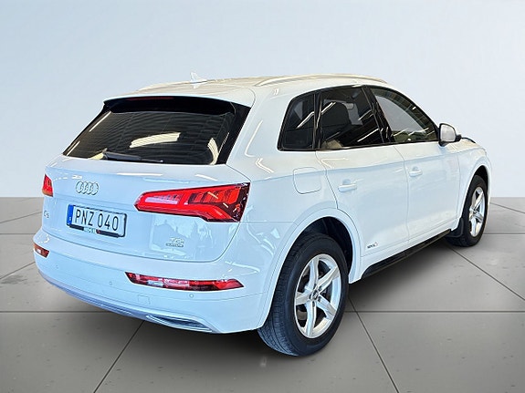 Audi Q5 6 of 19