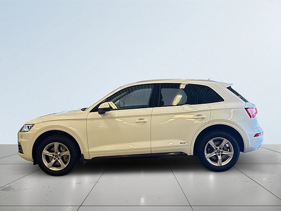 Audi Q5 4 of 19