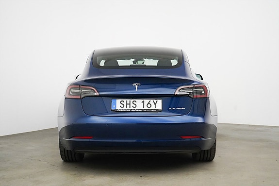 Tesla Model 3 18 of 22