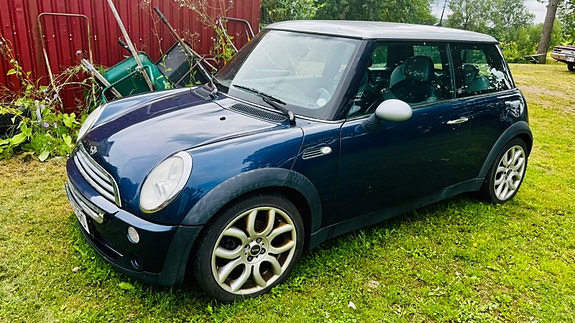MINI Cooper 9 of 13